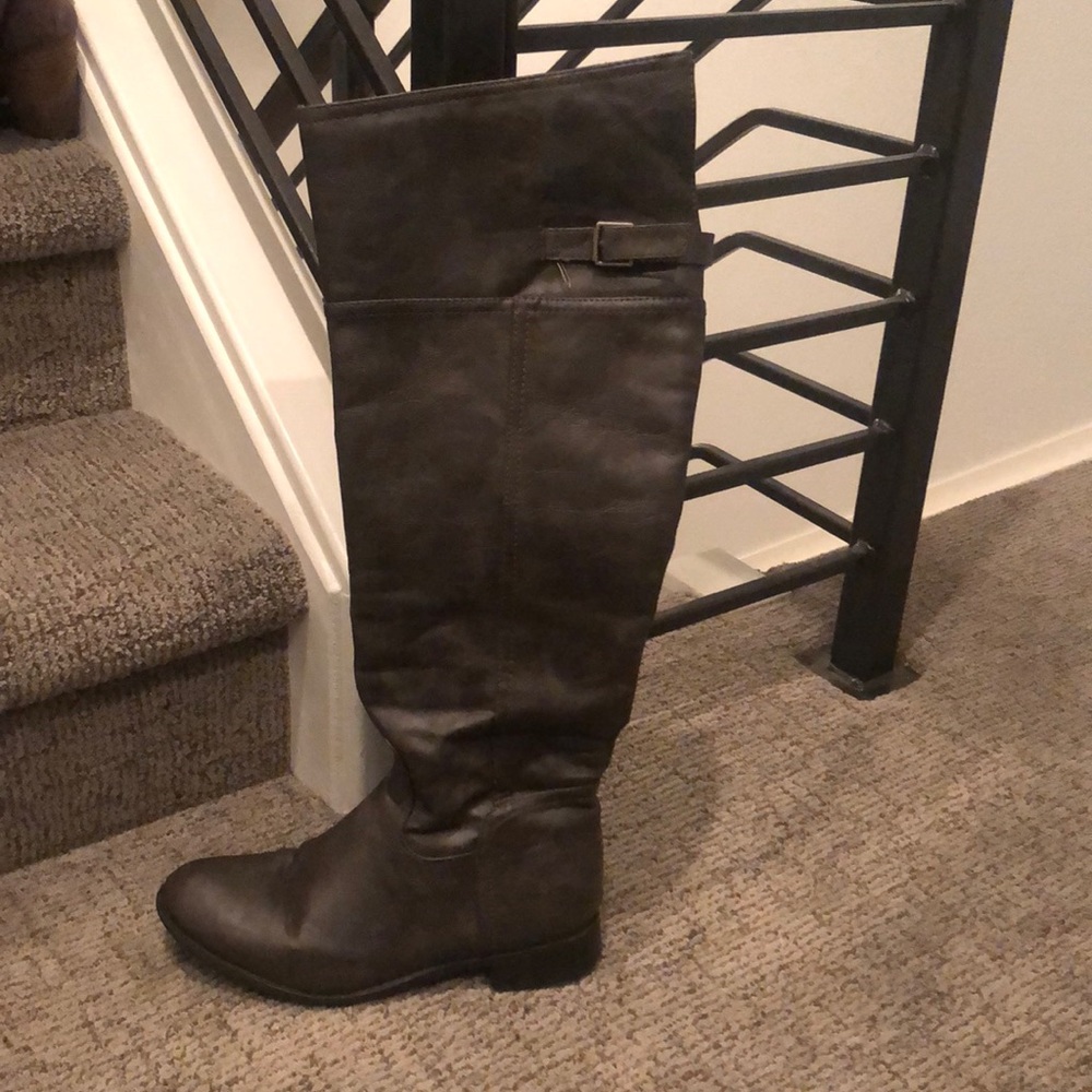 Over the Knee brown boot